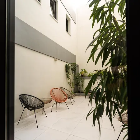 Luxury 2 Aparthotel